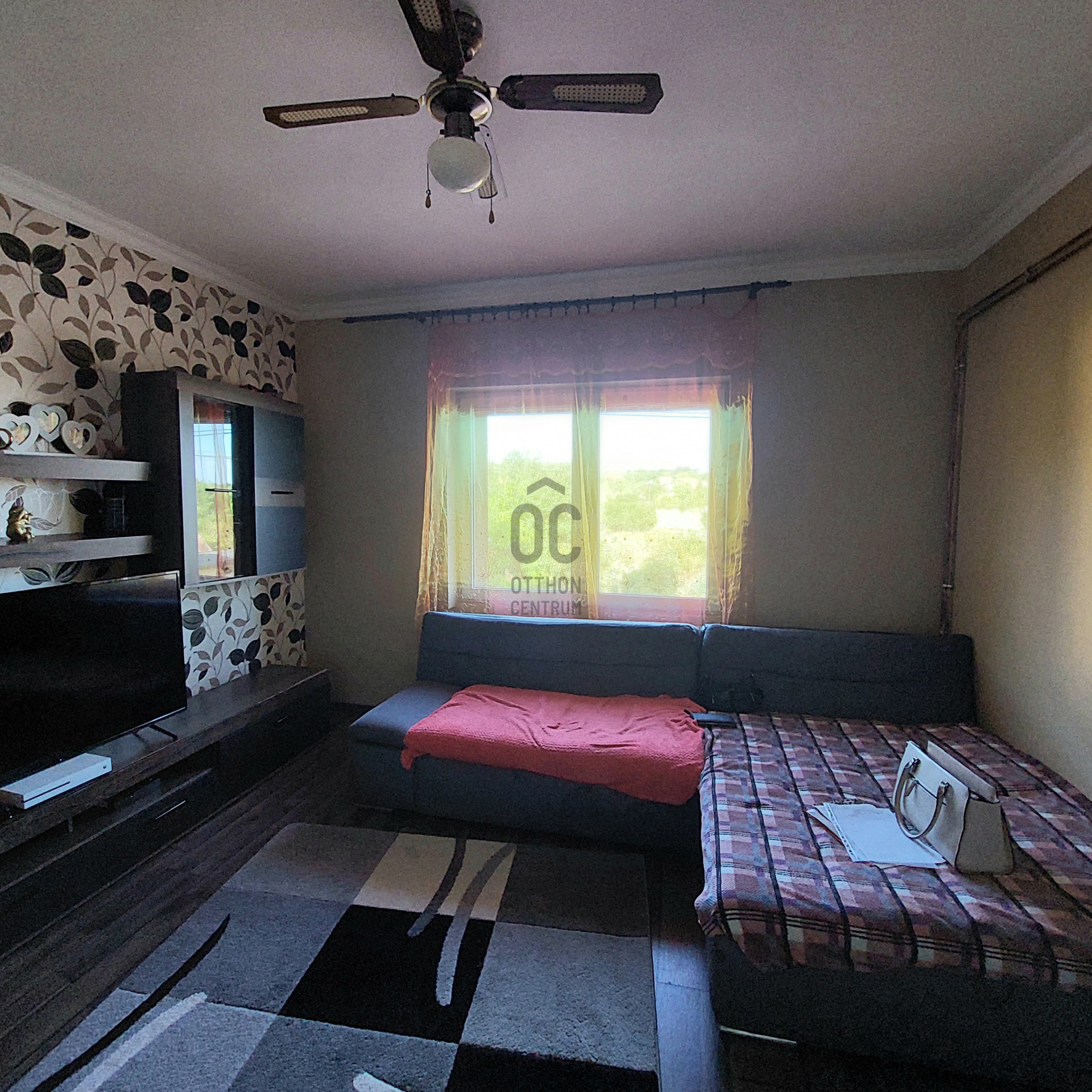 Gallery zoom image