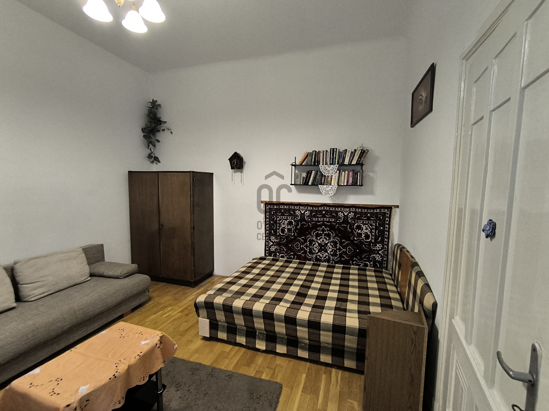 Gallery zoom image