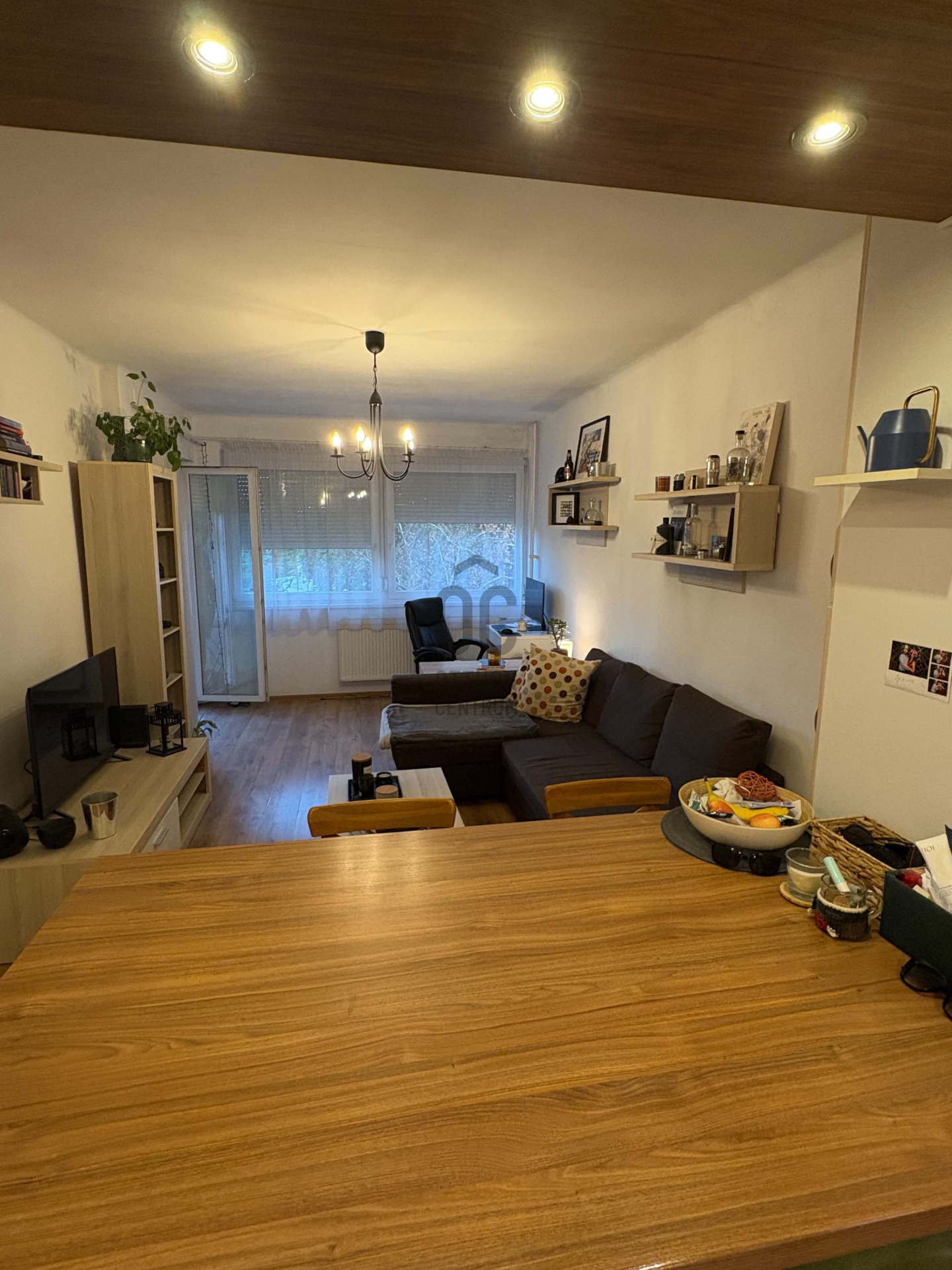 Gallery zoom image