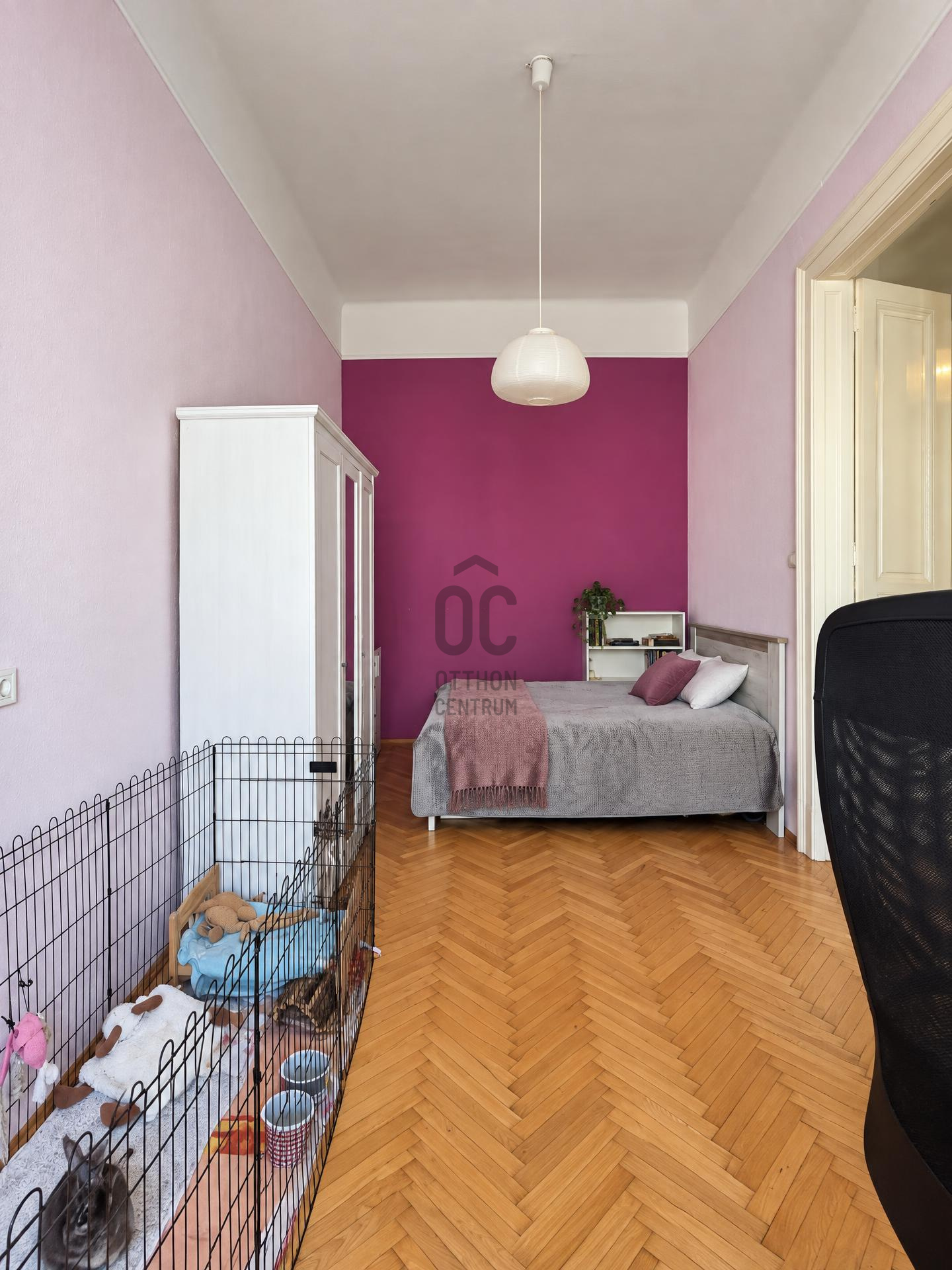 Gallery zoom image