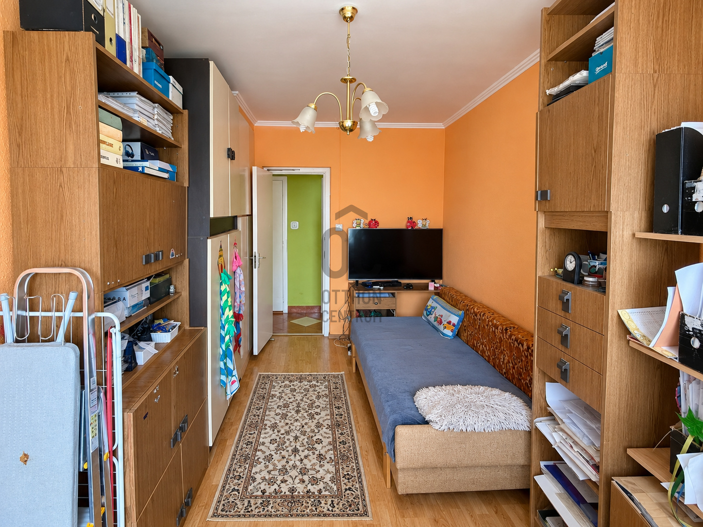 Gallery zoom image