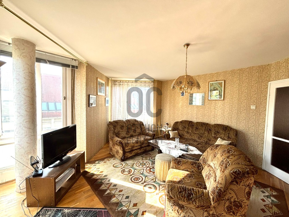 Gallery zoom image