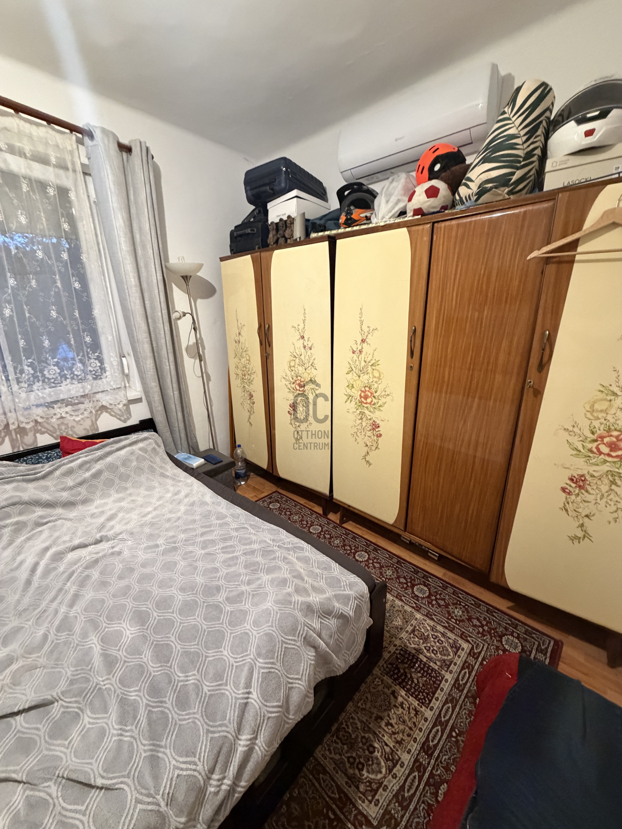 Gallery zoom image