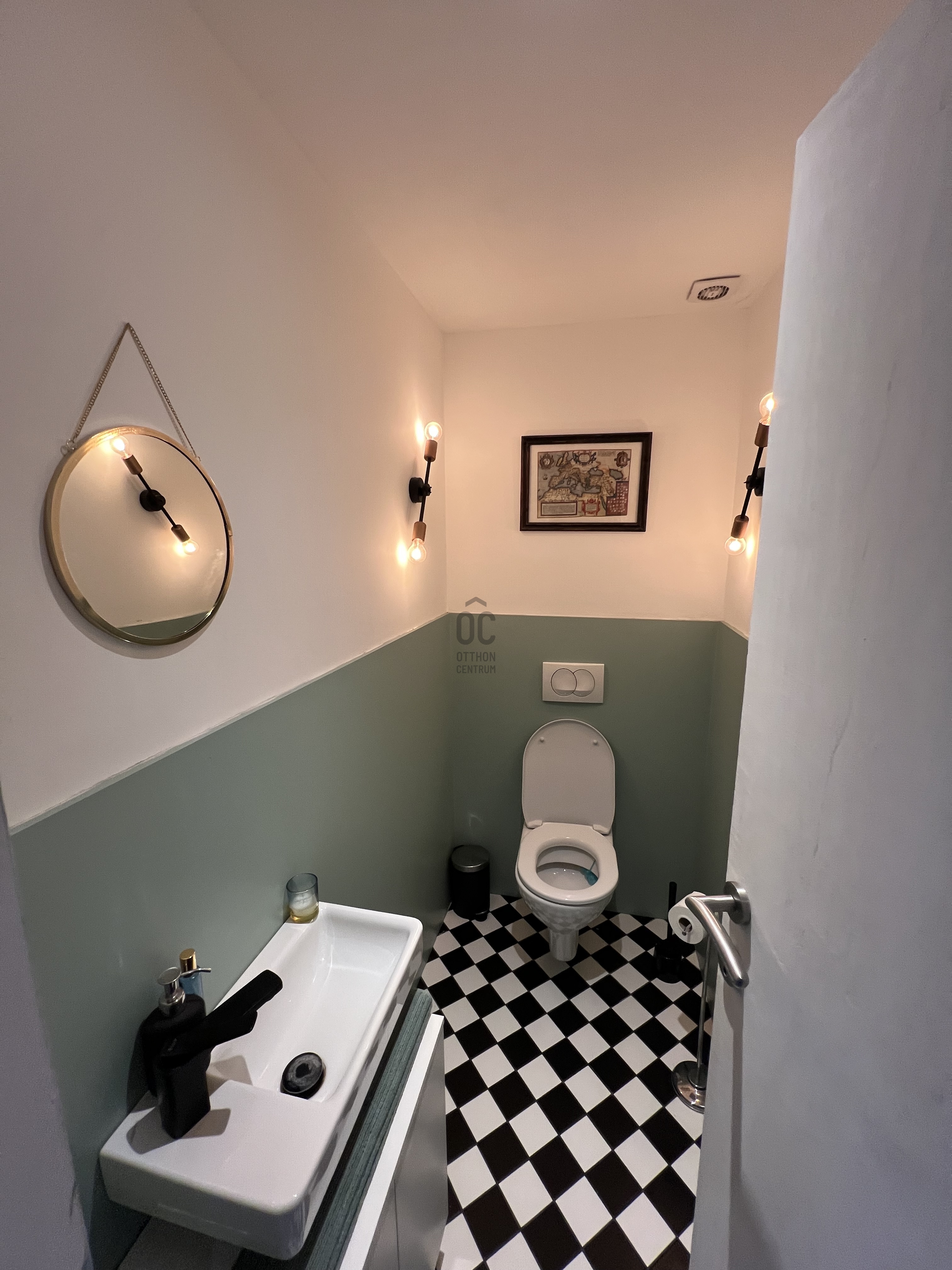 Gallery zoom image