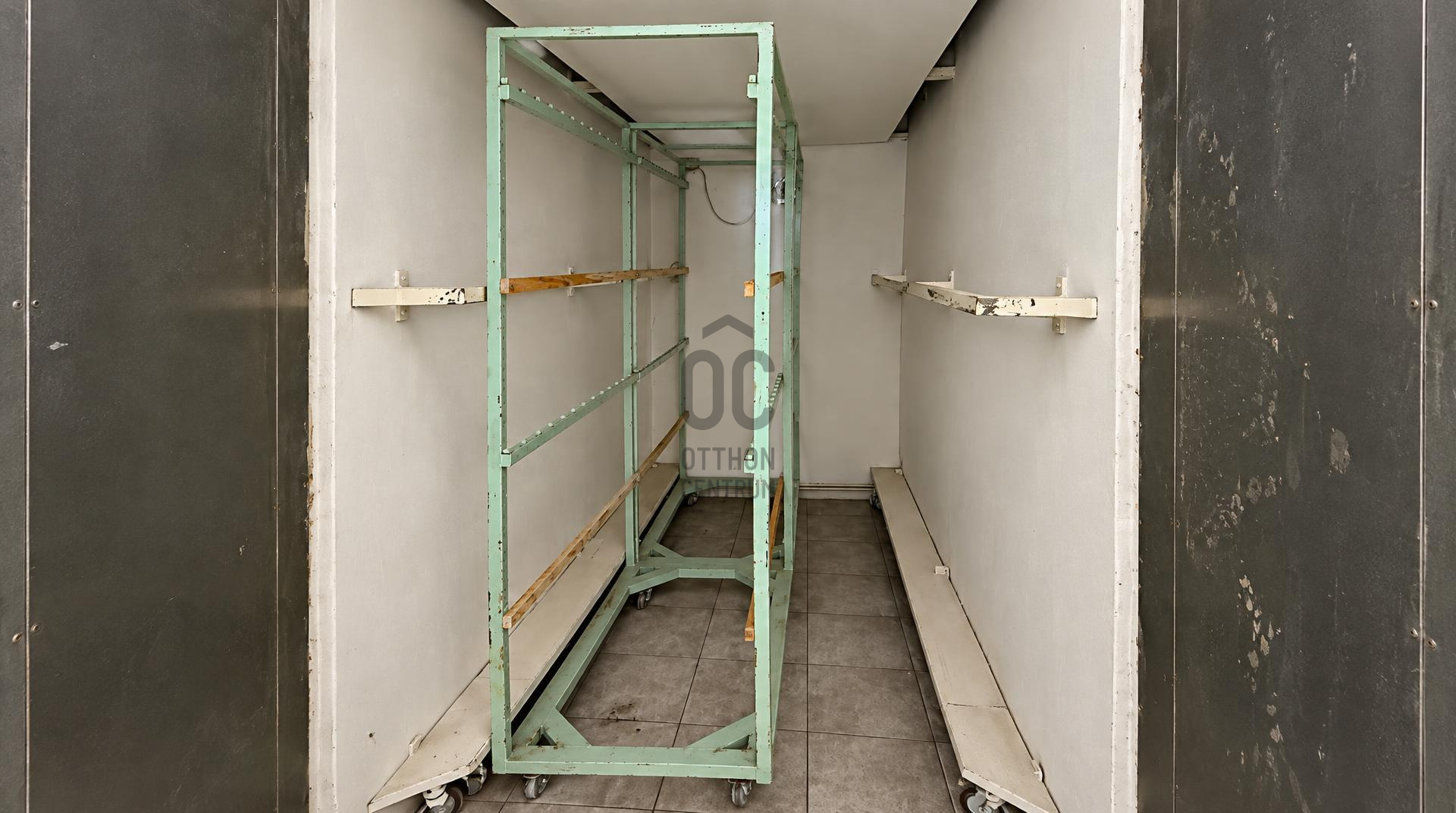 Gallery zoom image