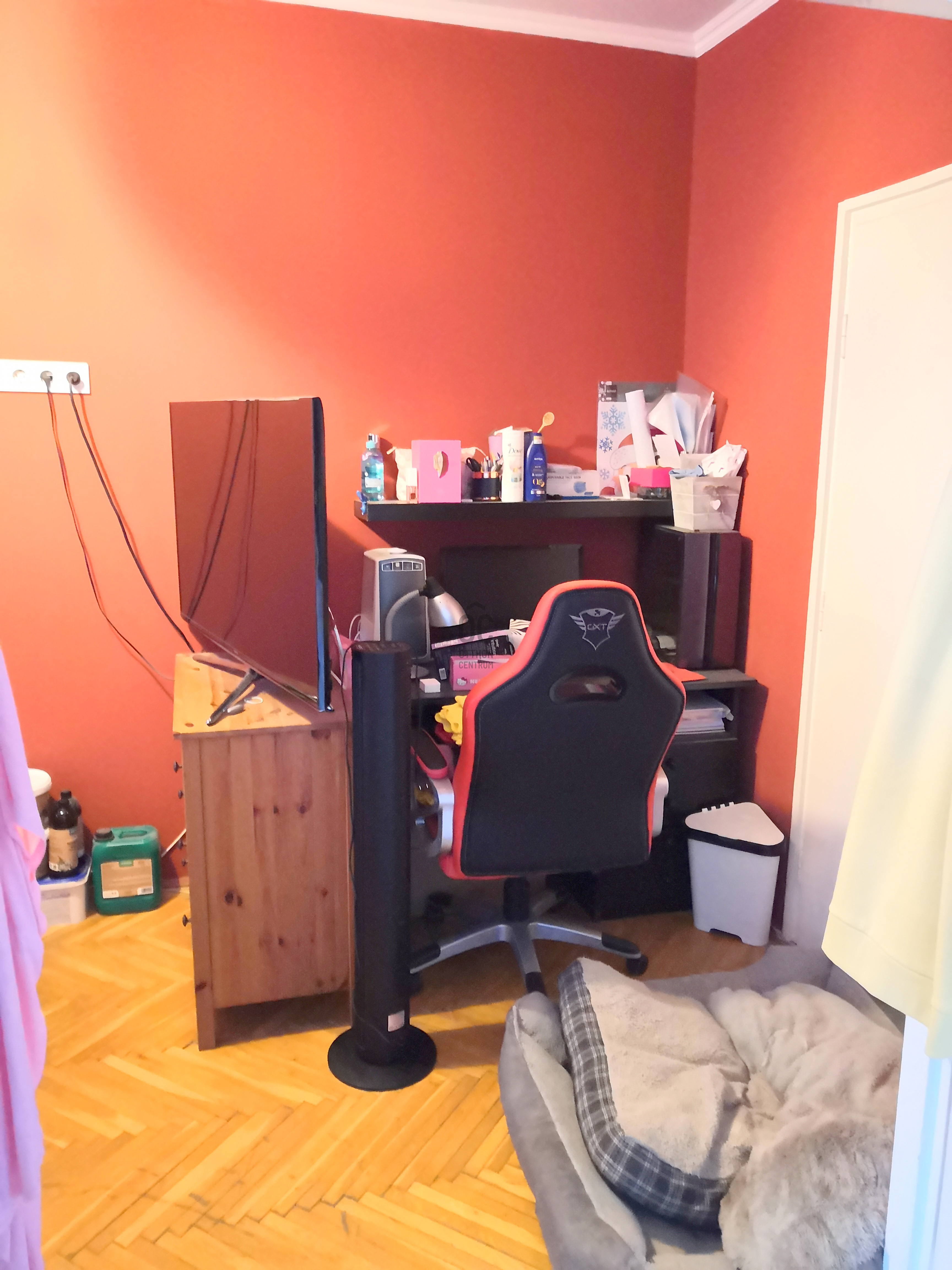 Gallery zoom image