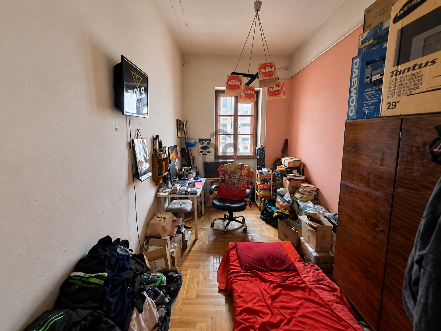 Gallery zoom image