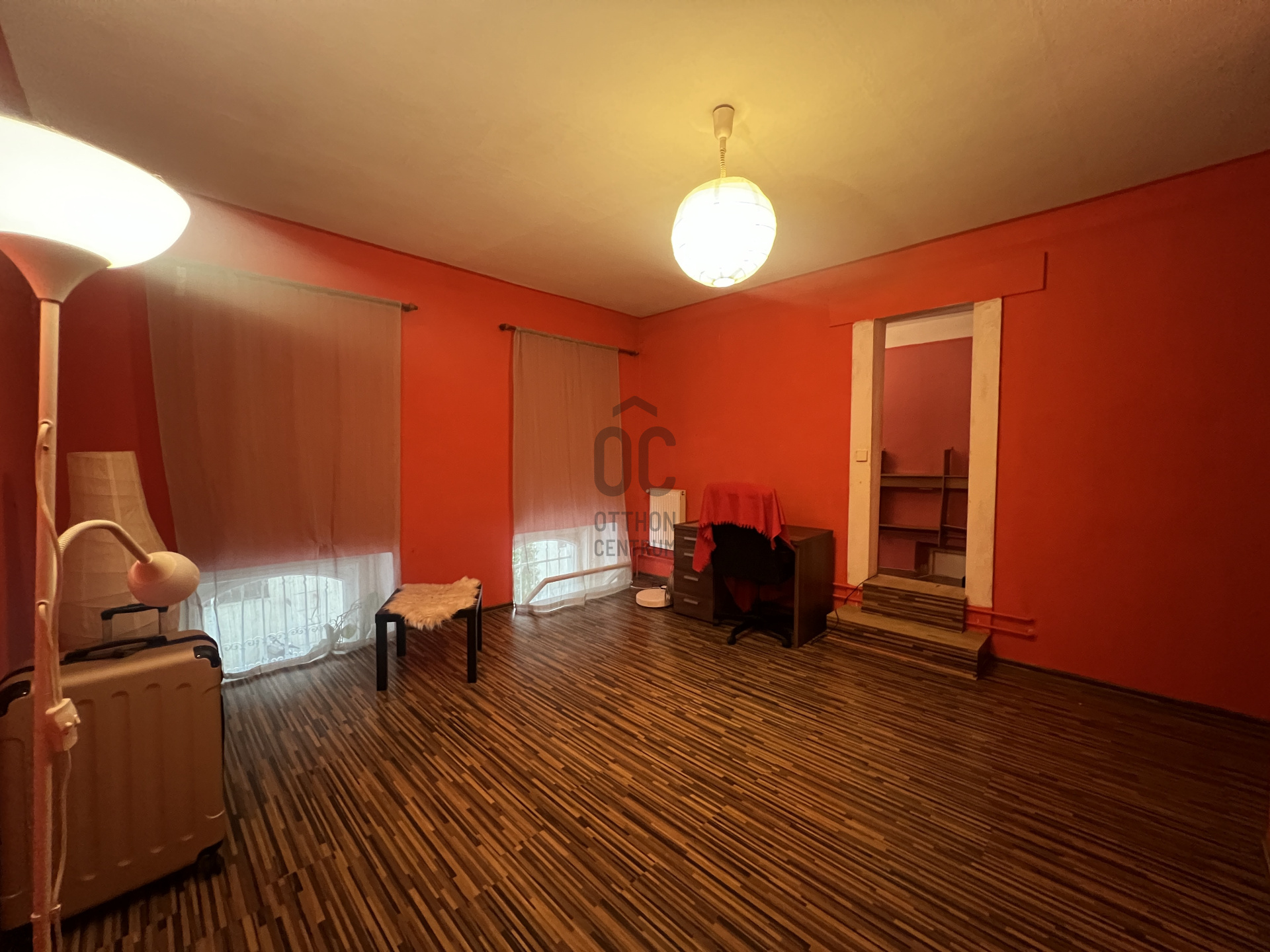 Gallery zoom image